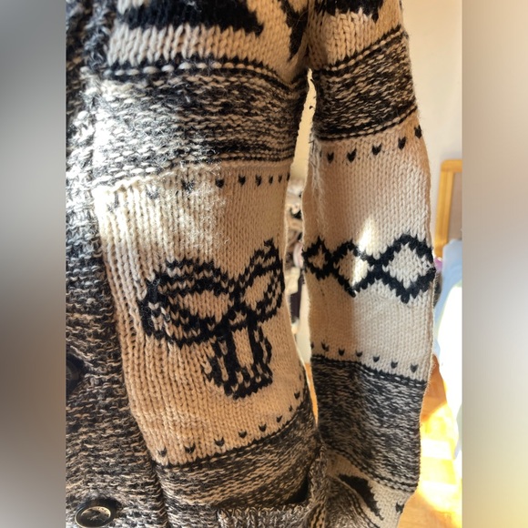 TNA button up sweater - Picture 3 of 8